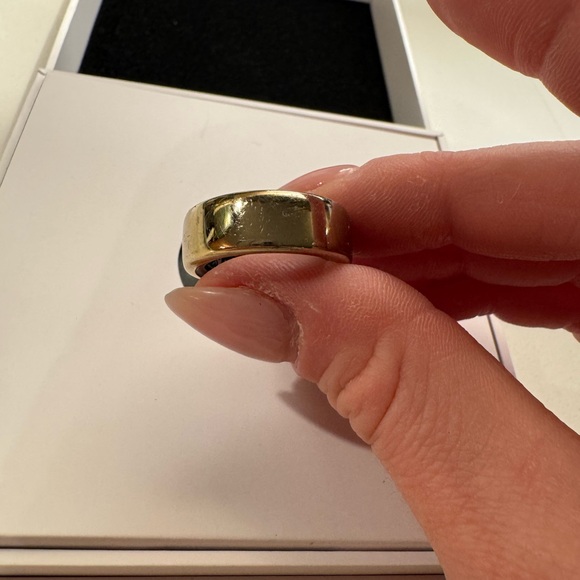 Oura Gold Horizon Gen 3 - Picture 5 of 12